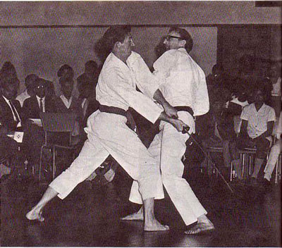現代カラテマガジン1972_11_6.jpg