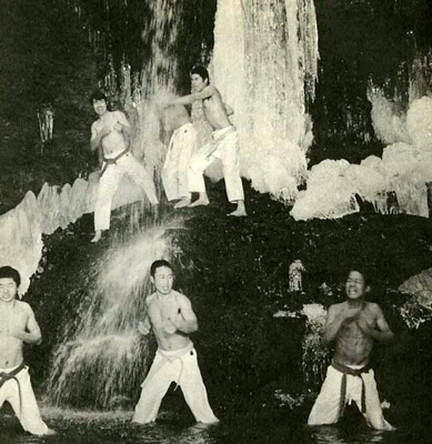 ¸½Â奫¥é¥Æ¥Þ¥¬¥¸¥ó1974_2_3.jpg