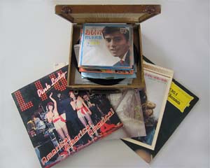 昭和のレコードとレコードケース