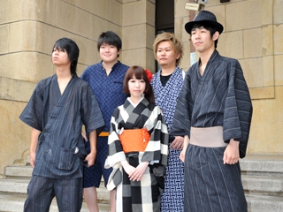 大正琴新ユニット「T-century姫侍-HimeRai-」