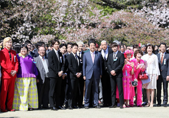 総理主催「桜を見る会」