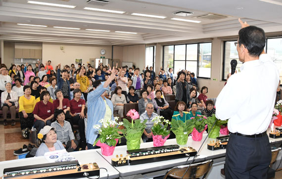 琴伝流第9回大正琴まつり3