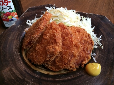 厚切りハムカツ