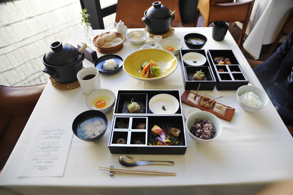 二期倶楽部の朝食
