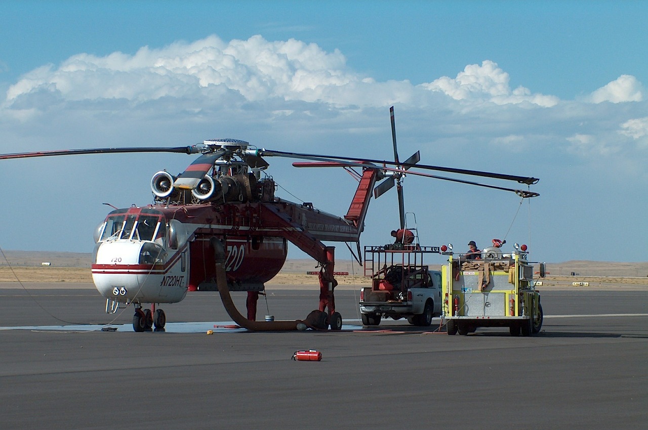 helicopter-625786_1280.jpg
