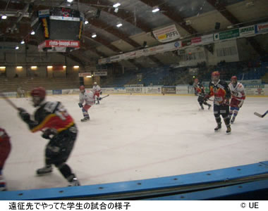 遠征先でやってた学生の試合の様子