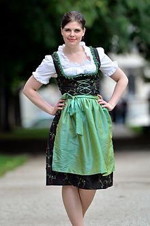 オーストリアの民族衣装 | たまにはオーストリアちっく パート3