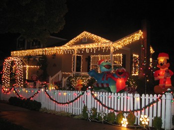 Christmas Lights in San Carlos