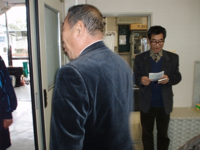 大工出