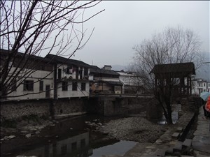 呈坎の古石橋
