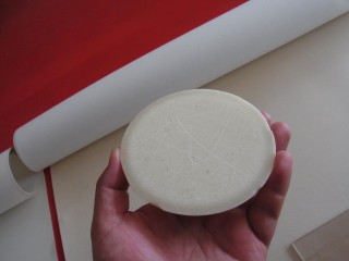 石と蝋