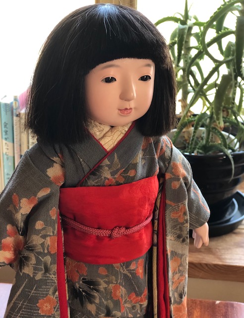 日本限定 お着替え大量付 市松人形 江戸縮緬の着物2枚 作り帯 兵児帯