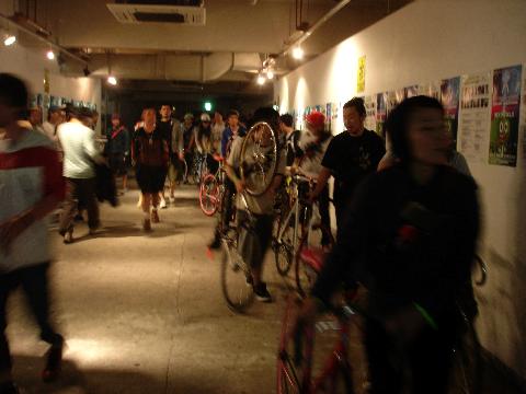 trackheads night2