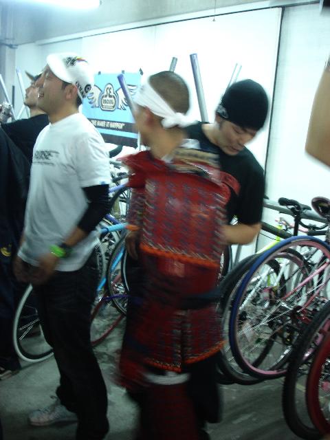 trackheads night5