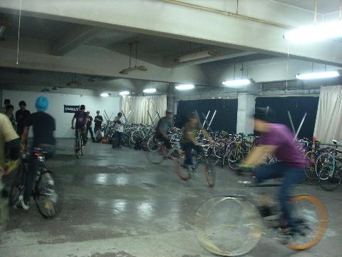 trackheads night6