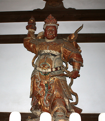 持国天 持国天