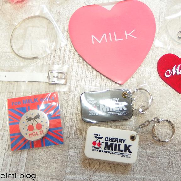 MILKノベルティ ピルケース メモ帳 バッヂ