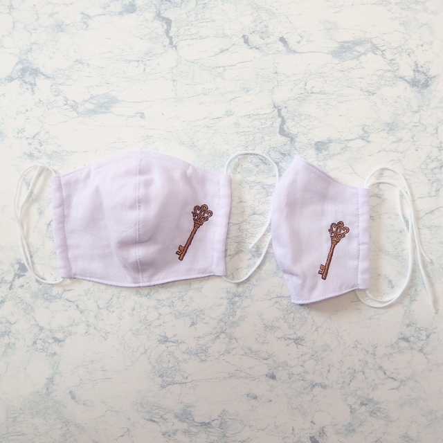 大人フェミニンファッションブランド,テンドレスエピーヌ,刺しゅう,布マスク,大人かわいい,ハンドメイド