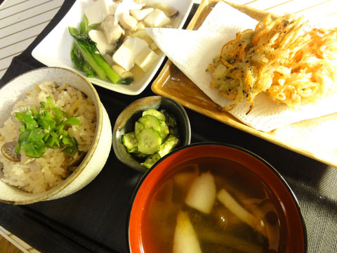 きぬさやでご飯