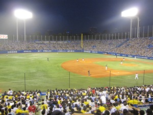 阪神 vs ヤクルト @ 神宮球場 阪神 vs ヤクルト @ 神宮球場