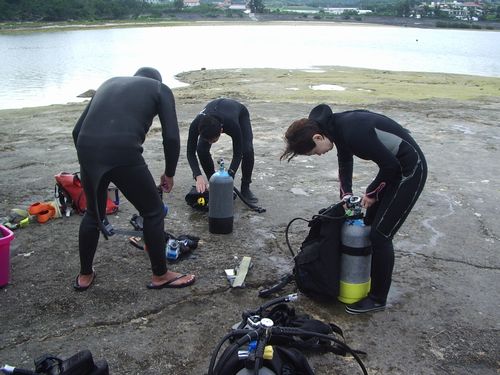 沖縄県那覇市那覇空港近く未経験者向けマリンスポーツダイビングショップライセンス取得