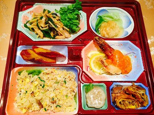 オススメ 京都市嵯峨嵐山 向日市 人気中華料理店の豪華お弁当 オードブルお持ち帰りテイクアウト 某株式会社代表取締役の 好きこそものの上手なれ