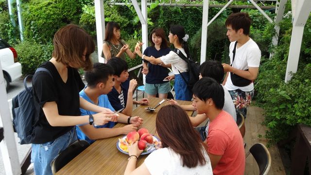 山梨御坂町8月月中旬お盆後桃狩り食べ放題直売所お土産