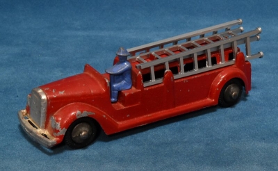tootsietoy fire truck restored-2.jpg