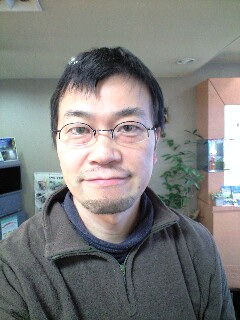 aki_theo_loco