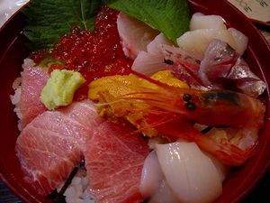 海鮮丼