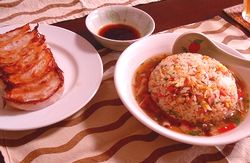 スープ炒飯と餃子