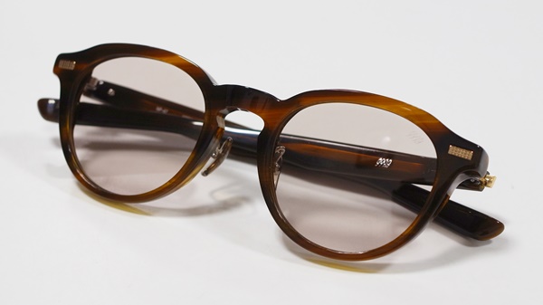 999.9”PHOTOCHROMIC”シリーズ(色が変わるレンズ”調光レンズ 999.9”PHOTOCHROMIC”シリーズ(色が変わるレンズ”調光レンズ