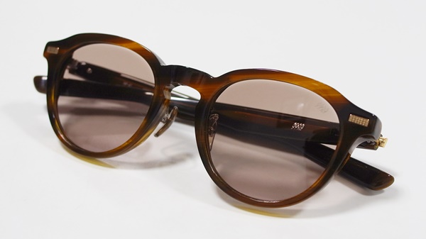 999.9”PHOTOCHROMIC”シリーズ(色が変わるレンズ”調光レンズ 999.9”PHOTOCHROMIC”シリーズ(色が変わるレンズ”調光レンズ
