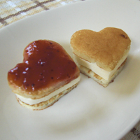 ハート型のパンケーキ