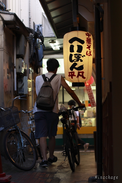 中野の路地裏で