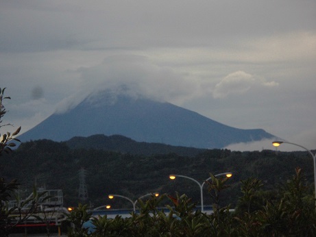 10/2 7時前の富士山