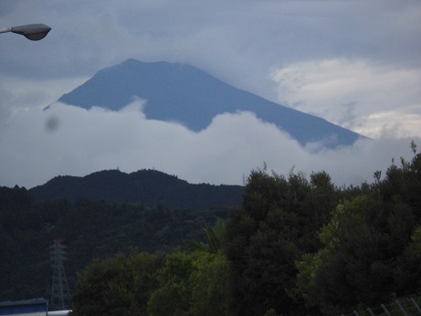 10/2 7時半過ぎの富士山