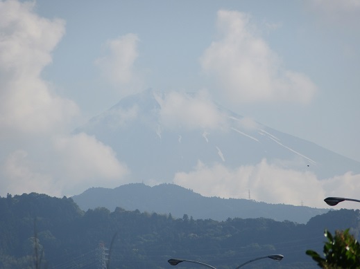 5/13 7時過ぎの富士山