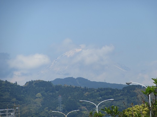 5/10 12時の富士山?
