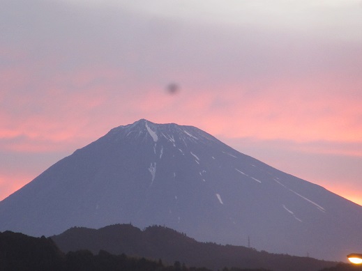 6/17 4時半前の富士山 2