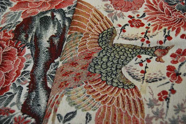 キラキラ！パーティーにもおすすめのマジョリカお召 | kimono sarasa