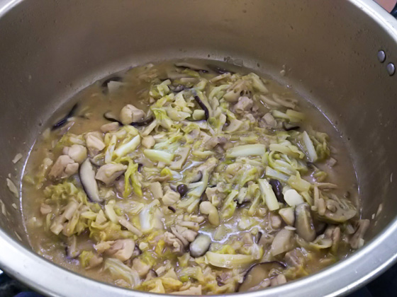 鶏むね肉とキャベツの味噌炒め