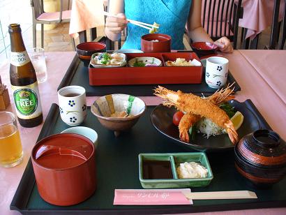 サンヒル都のレストランにて