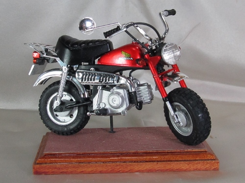 フジミ 1 12ネイキッドバイクシリーズ19 Hondaモンキーz50j 1 1978 制作記 Dio Navi 艦長takaya 航海日誌