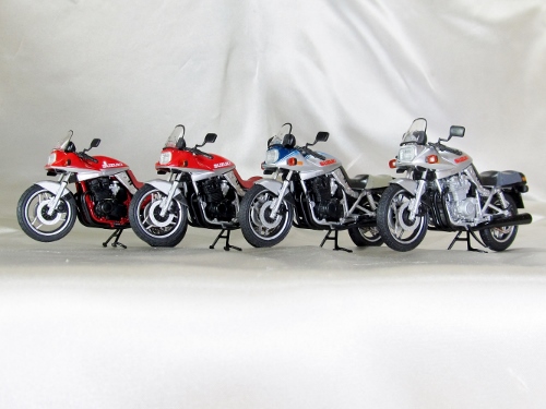 Ｆ-ｔｏｙｓ 1/24ヴィンテージバイクキットＶｏｌ．2 スズキGSX1100Sカタナ 4台完成 続・制作記 | Dio☆navi ～艦長TAKAYA  航海日誌～