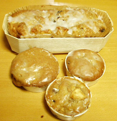 りんごとレーズンのスパイシーケーキ