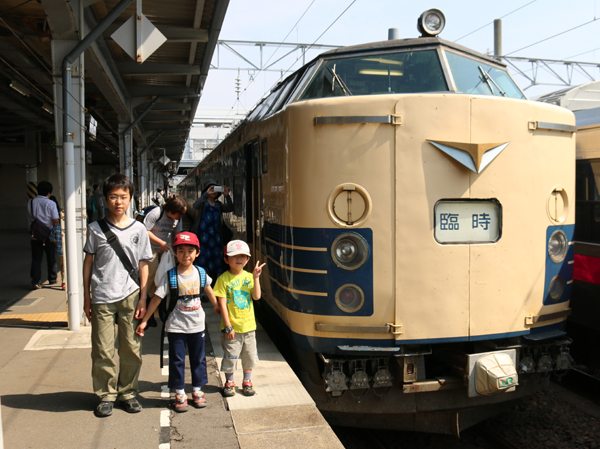 583系さくらまつり号