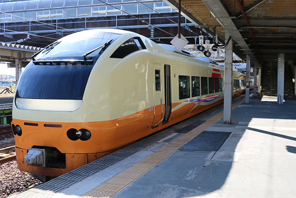 E653系