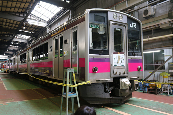 701系