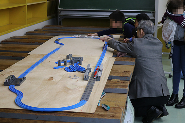 プラレール遊び・鉄道模型運転会